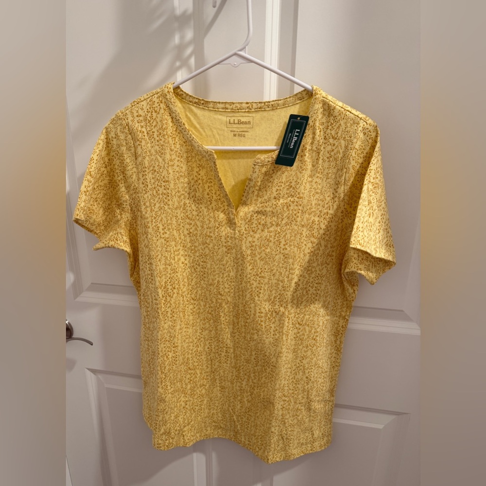 L.L.Bean 100 % cotton short sleeve yellow and gold medium women’s top.